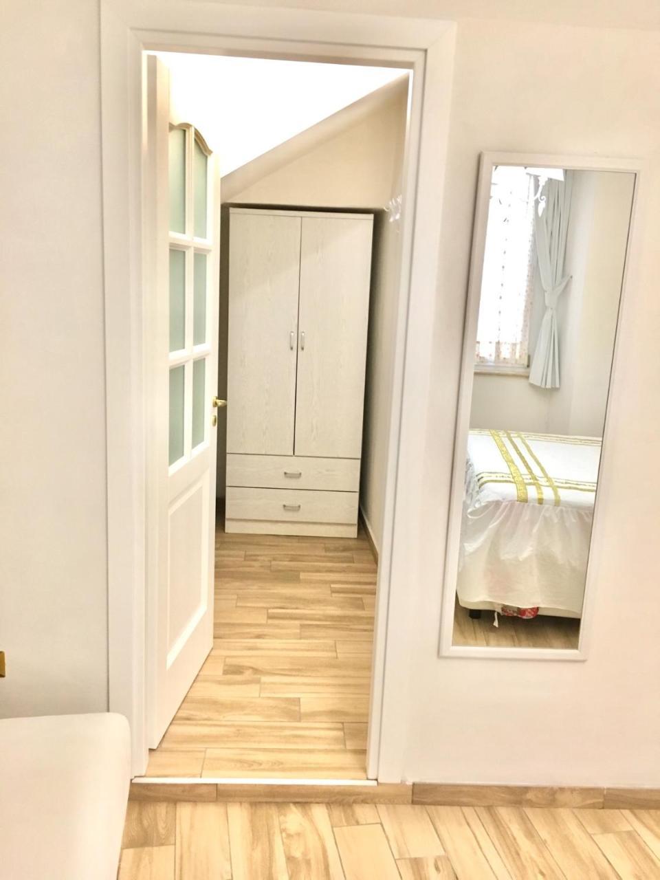 ויבו ולנטיה Casanova - Luxury Apartment מראה חיצוני תמונה